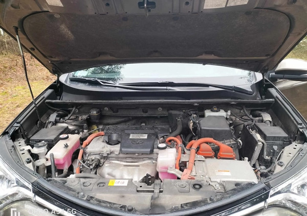 Toyota RAV4 cena 89000 przebieg: 137000, rok produkcji 2017 z Skierniewice małe 46